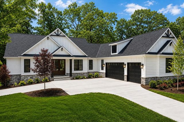 5615 Old Orchard Trail, Orchard Lake Vllg, MI 48324