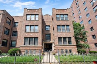 710 W Bittersweet Place 3, Chicago, IL 60613
