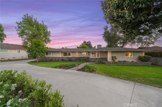 726 E Sierra Madre Avenue, Glendora, CA 91741