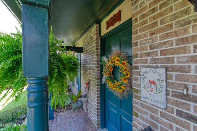 5 Magnolia Avenue, Ormond Beach, FL 32174