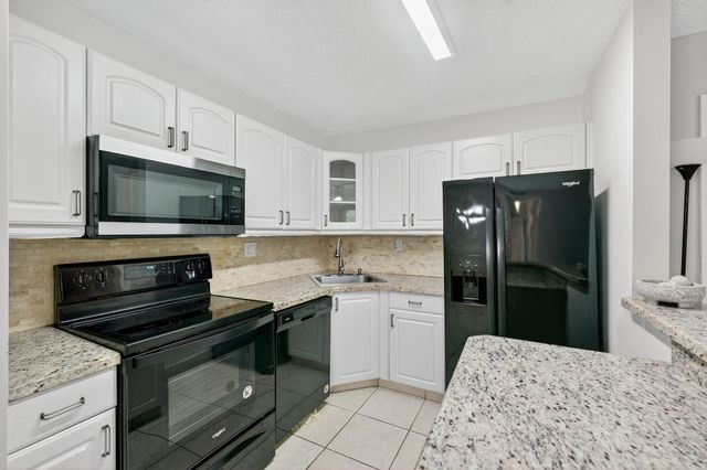 9441 W MCNAB Road 111, Tamarac, FL 33321