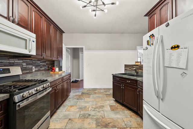 301 Fuller Avenue, Streator, IL 61364