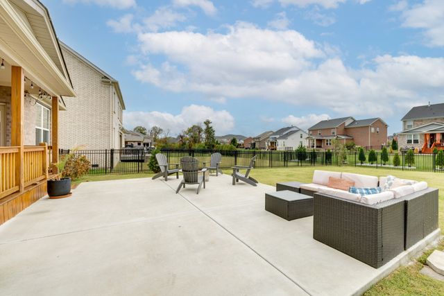 3186 Bradfield Dr, Nolensville, TN 37135