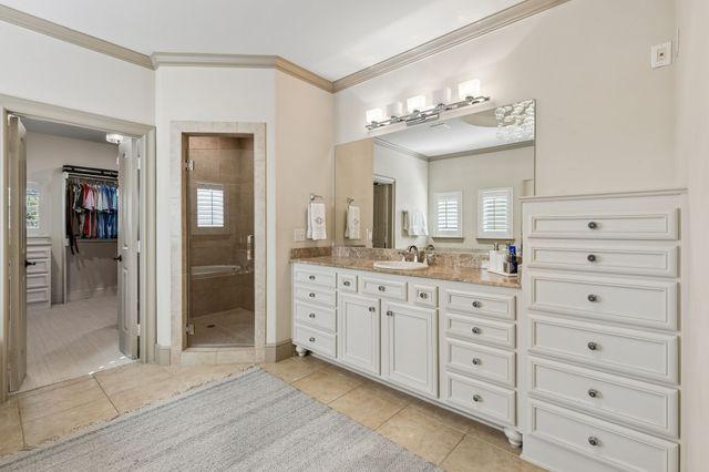 6516 Vanderbilt Avenue, Dallas, TX 75214