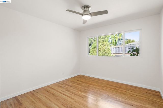 2526 Oakes Dr, Hayward, CA 94542