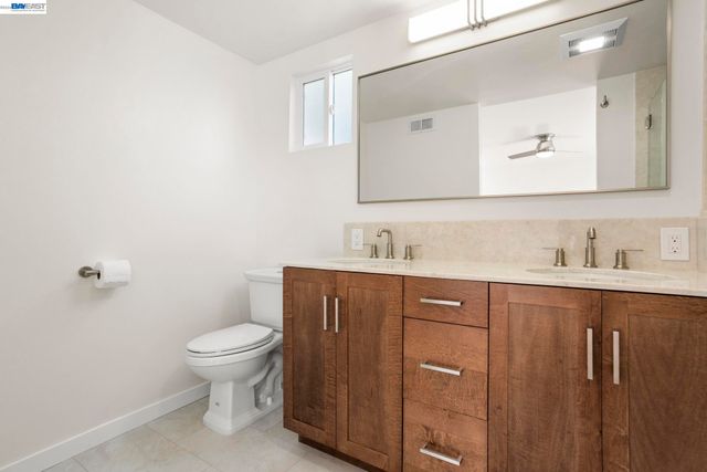 2526 Oakes Dr, Hayward, CA 94542