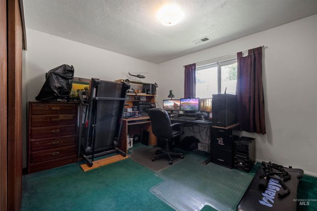 449 SE Sunrise Dr, Mountain Home, ID 83647