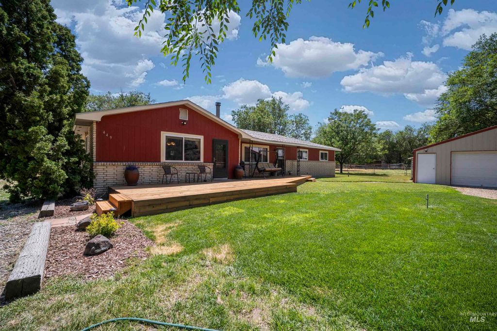 449 SE Sunrise Dr, Mountain Home, ID 83647
