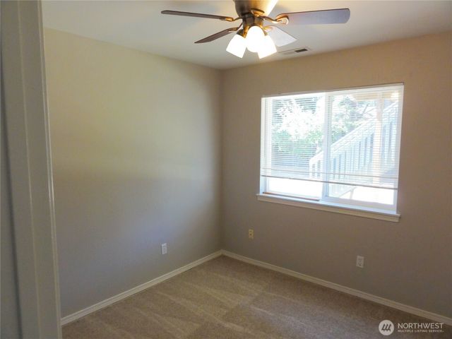 34231 31st Avenue SW, Federal Way, WA 98023