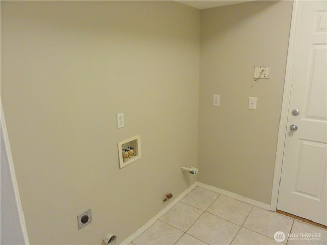 34231 31st Avenue SW, Federal Way, WA 98023