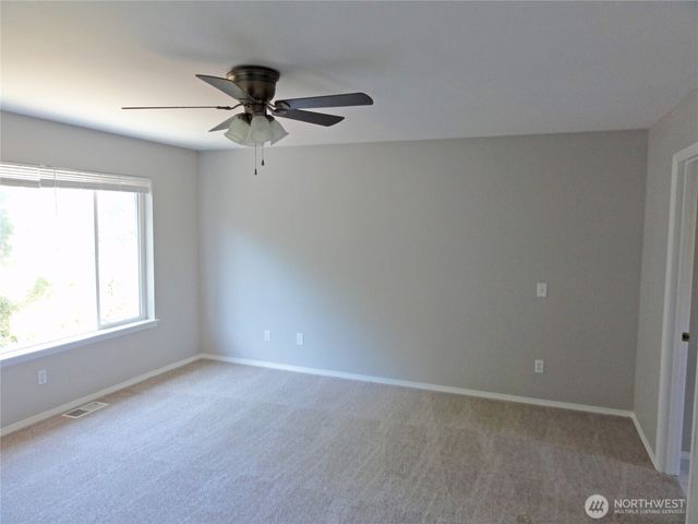 34231 31st Avenue SW, Federal Way, WA 98023
