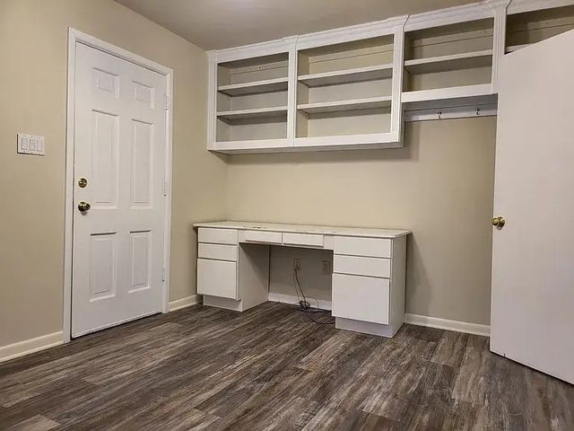5728 Rockhill Road, Fort Worth, TX 76112