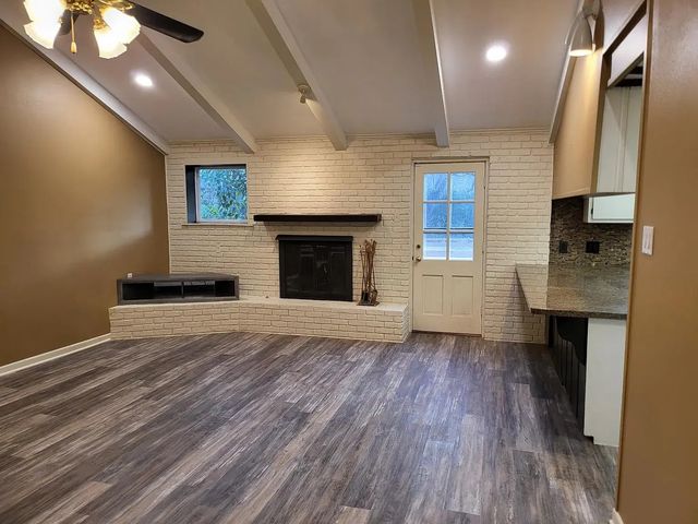 5728 Rockhill Road, Fort Worth, TX 76112