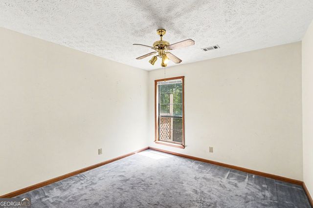 5613 YEAGER RIDGE Drive, Douglasville, GA 30135