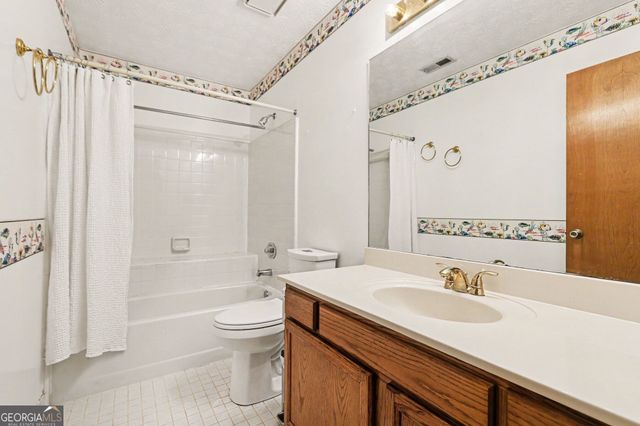 5613 YEAGER RIDGE Drive, Douglasville, GA 30135