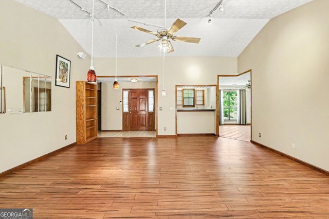 5613 YEAGER RIDGE Drive, Douglasville, GA 30135