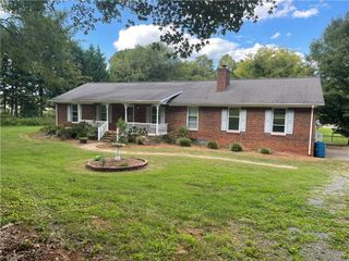 325 Chris Street, Mebane, NC 27302