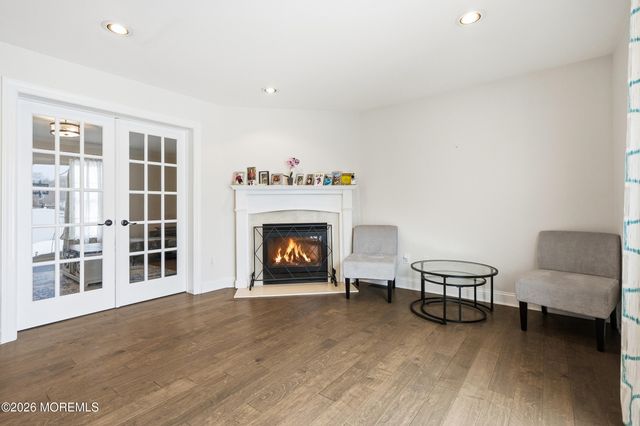 720 Talmadge Avenue, Oakhurst, NJ 07755