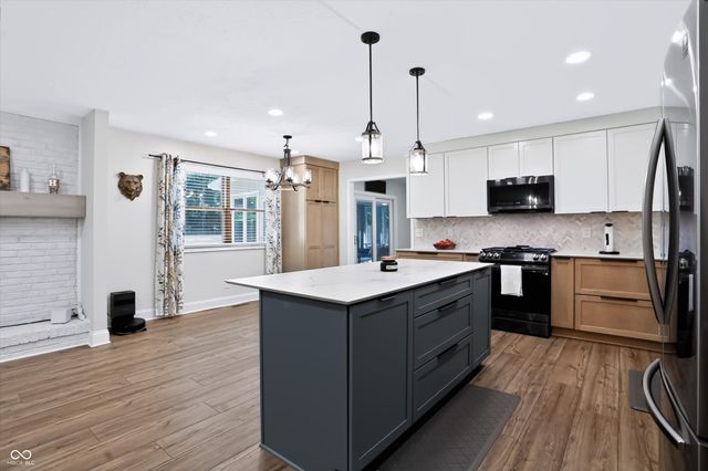 2577 Horizon Boulevard, Greenwood, IN 46143