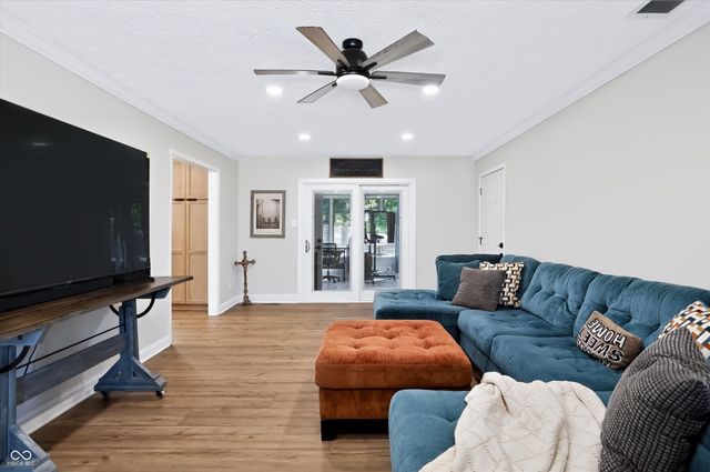2577 Horizon Boulevard, Greenwood, IN 46143