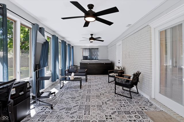 2577 Horizon Boulevard, Greenwood, IN 46143