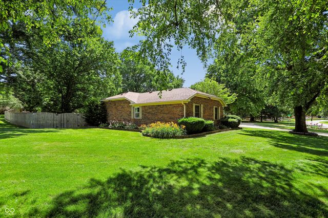 2577 Horizon Boulevard, Greenwood, IN 46143