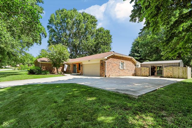 2577 Horizon Boulevard, Greenwood, IN 46143