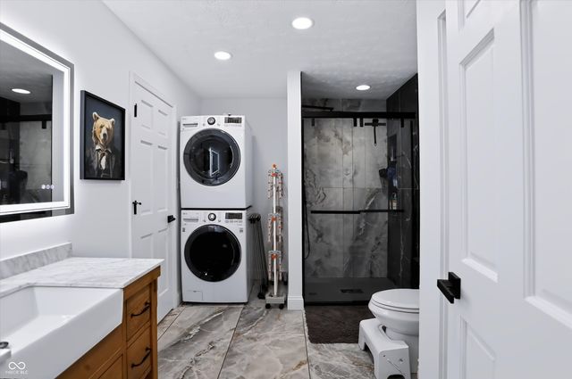 2577 Horizon Boulevard, Greenwood, IN 46143