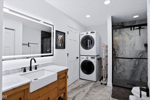 2577 Horizon Boulevard, Greenwood, IN 46143