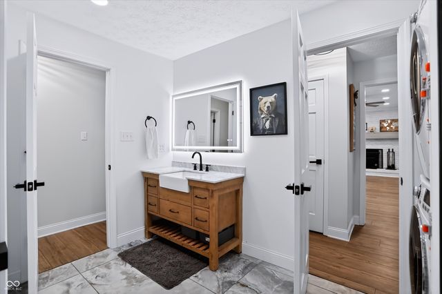 2577 Horizon Boulevard, Greenwood, IN 46143