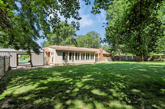 2577 Horizon Boulevard, Greenwood, IN 46143