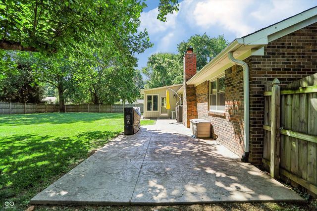 2577 Horizon Boulevard, Greenwood, IN 46143