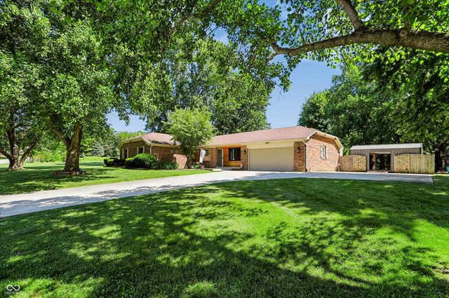 2577 Horizon Boulevard, Greenwood, IN 46143