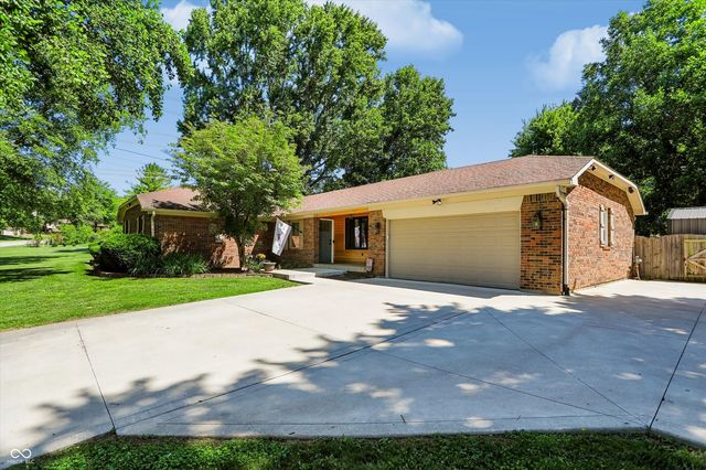2577 Horizon Boulevard, Greenwood, IN 46143