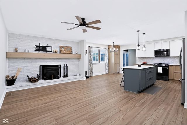 2577 Horizon Boulevard, Greenwood, IN 46143