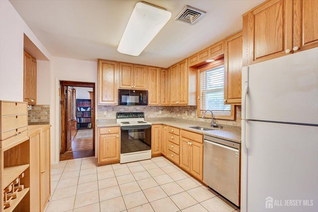 702 Abbott Street, Highland Park, NJ 08904