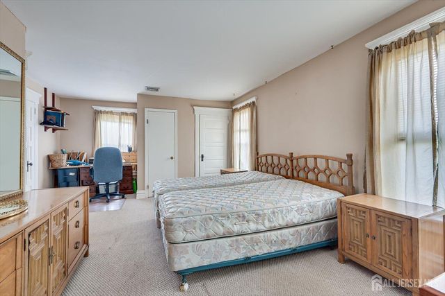 702 Abbott Street, Highland Park, NJ 08904