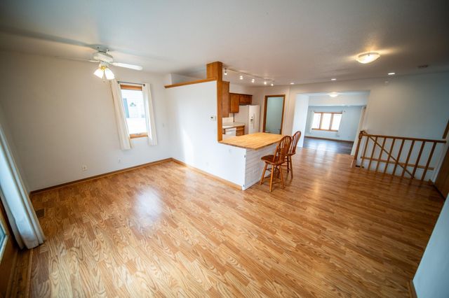 1907 1st St SW, Rochester, MN 55902