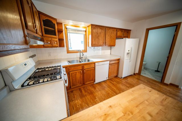 1907 1st St SW, Rochester, MN 55902