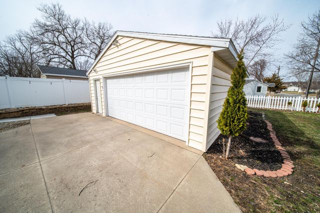 1907 1st St SW, Rochester, MN 55902