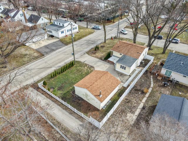 1907 1st St SW, Rochester, MN 55902