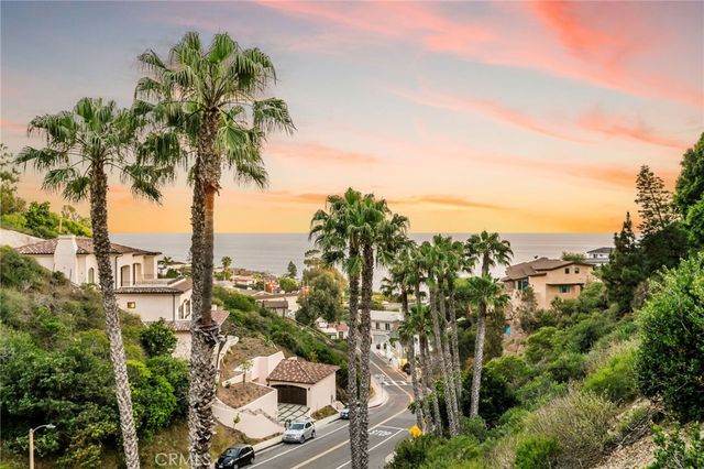 426 Nyes Place, Laguna Beach, CA 92651