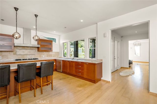 426 Nyes Place, Laguna Beach, CA 92651