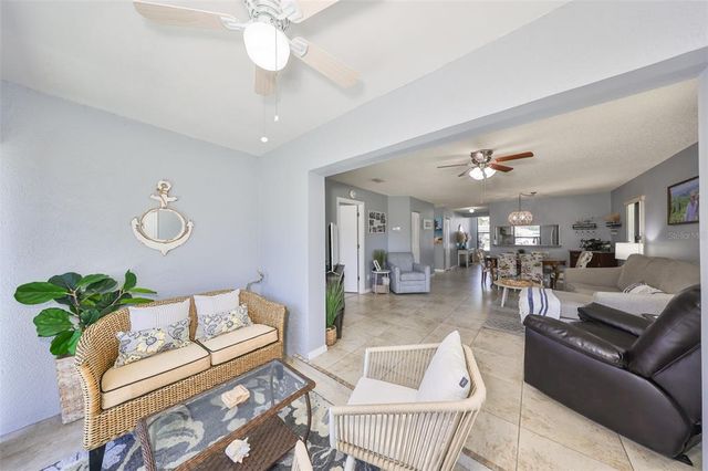 319 KELSEY WAY, Sun City Center, FL 33573