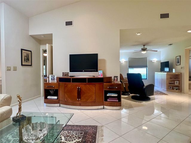 10630 Beach Palm Ct B, Boynton Beach, FL 33437