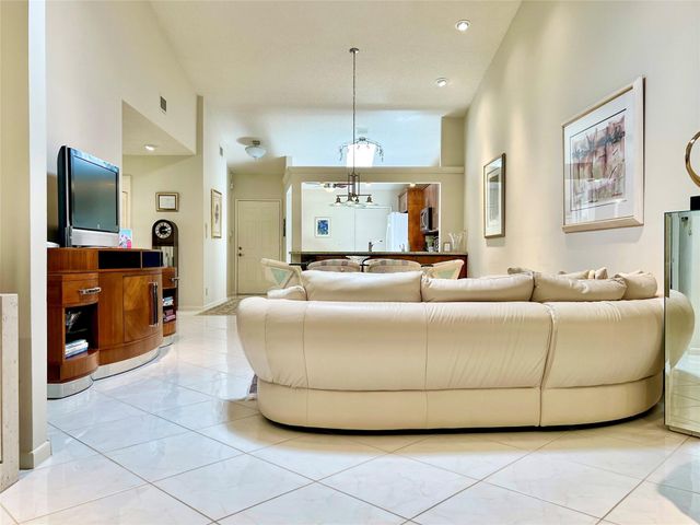 10630 Beach Palm Ct B, Boynton Beach, FL 33437