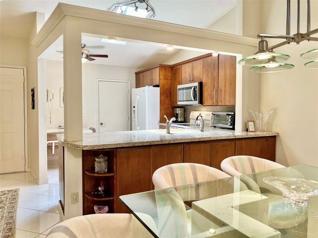 10630 Beach Palm Ct B, Boynton Beach, FL 33437