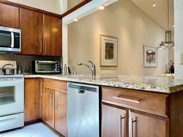 10630 Beach Palm Ct B, Boynton Beach, FL 33437