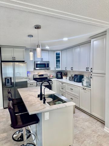 9458 Able Street NE, Blaine, MN 55434