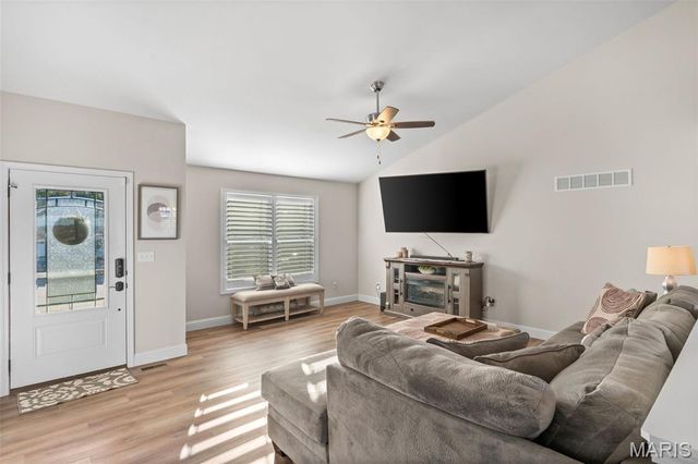 134 Vista Vallarta Drive, Union, MO 63084